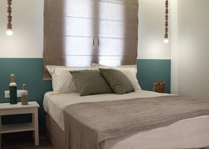 Meltemi 3* Skiathos Town